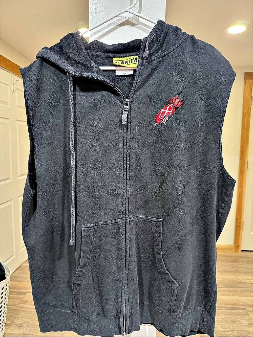 Forum Men's Black Zip Hoodie Vest